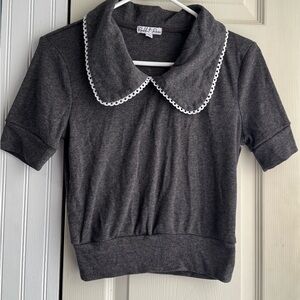 Gray Blouse with Peter Pan Collar and Short Sleeves